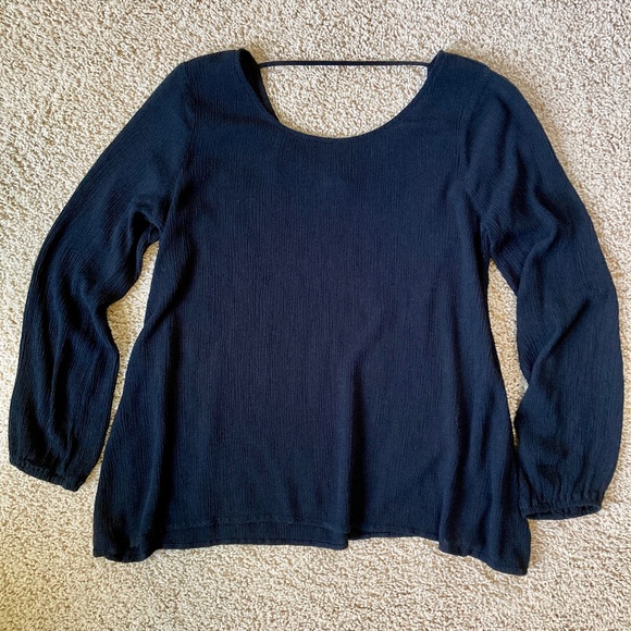 Black Textured Flowy Boho Shirt - Picture 1 of 7